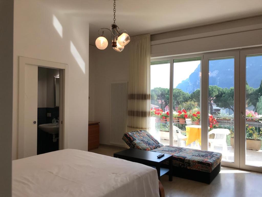 Eagle Rooms Riva del Garda Exterior photo