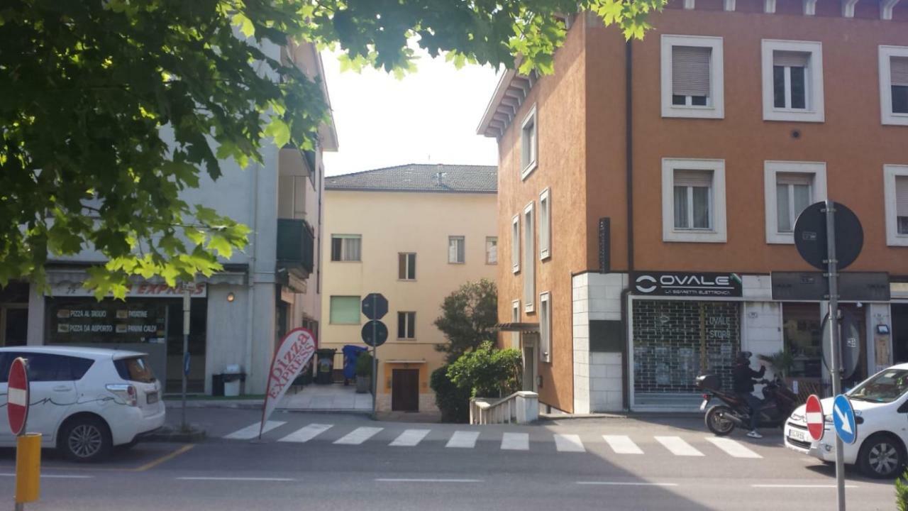 Eagle Rooms Riva del Garda Exterior photo